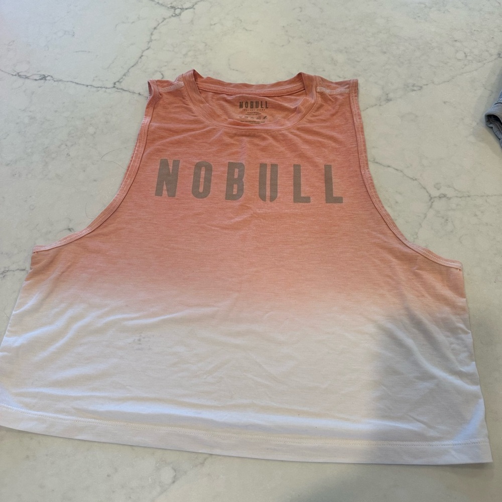 NOBULL Coral and White Gradient Tank Top